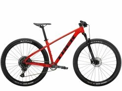 TREK Marlin 8 – Str. M/L – Red / Black